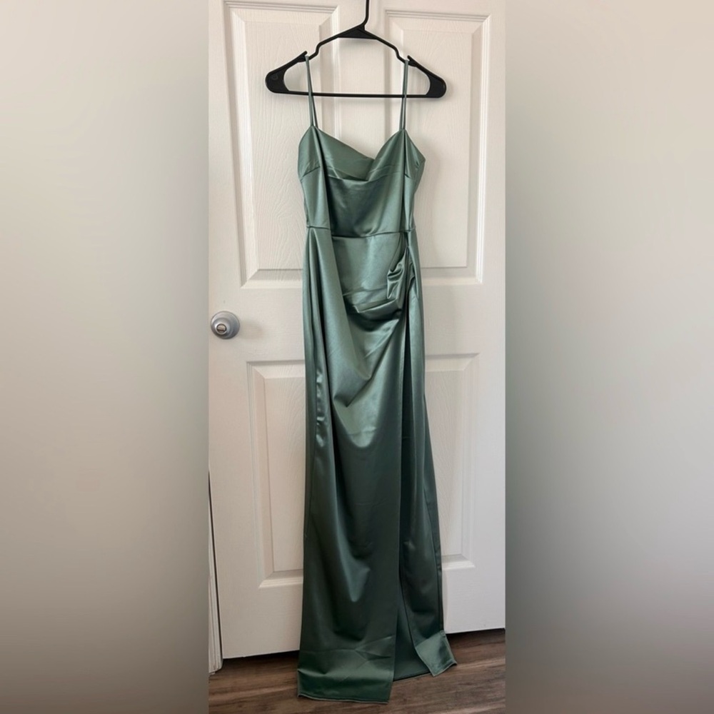 Windsor Hunter Satin Maxi Dress Size Small - Dark Sage Green - Picture 2 of 6